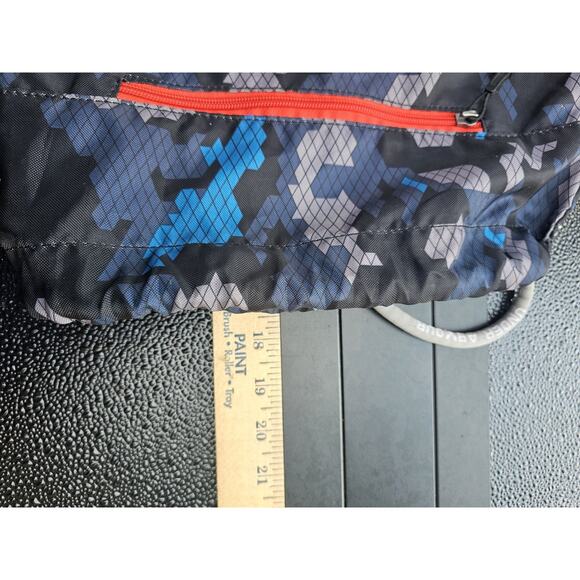 Under Armour - Unisex Sackpack Drawstring Backpack w/ Sunglasses Pocket DigCamo - Picture 13 of 14